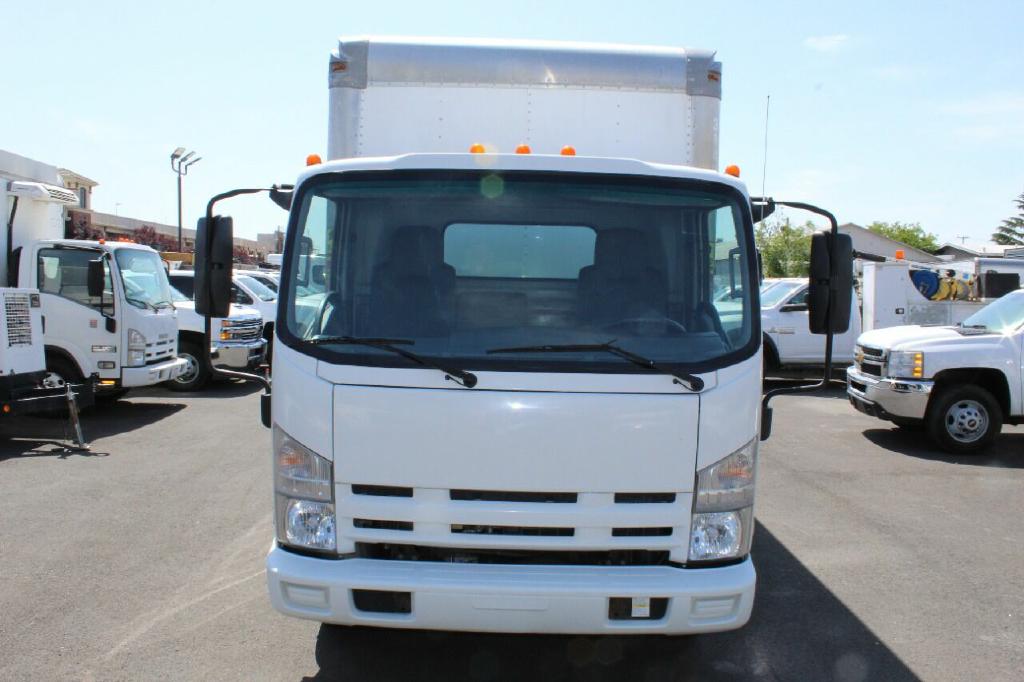 Photo 4 of this ISUZU NPR