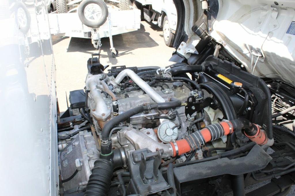 Photo 6 of this ISUZU NPR