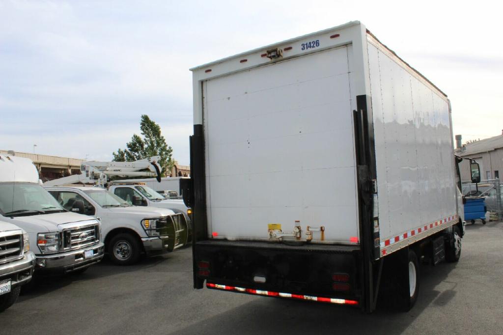 Photo 14 of this ISUZU NPR