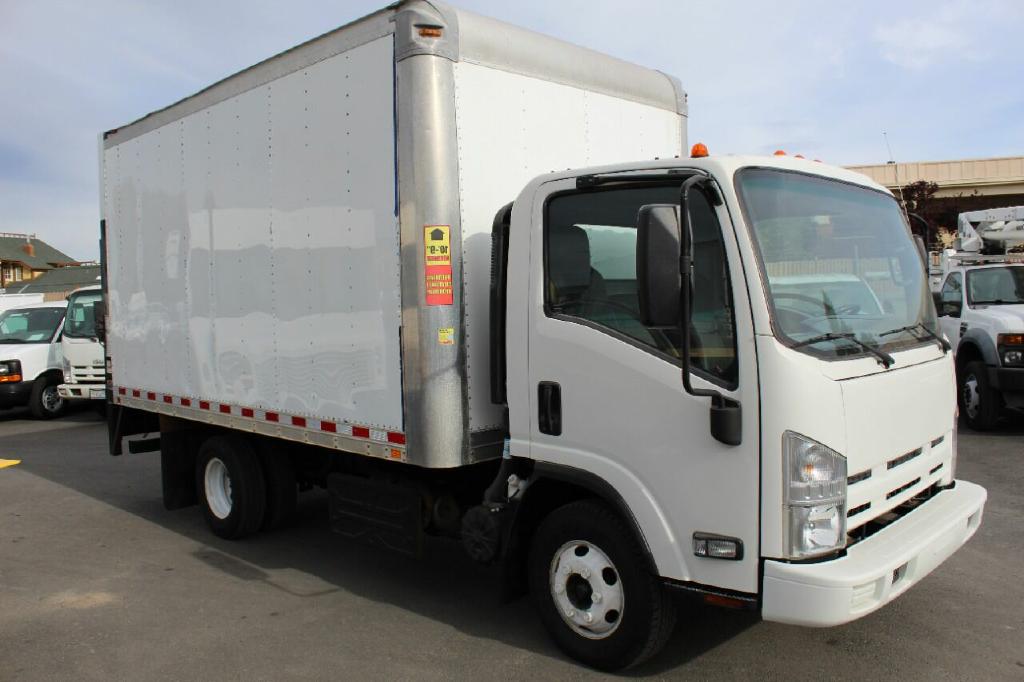 Photo 16 of this ISUZU NPR