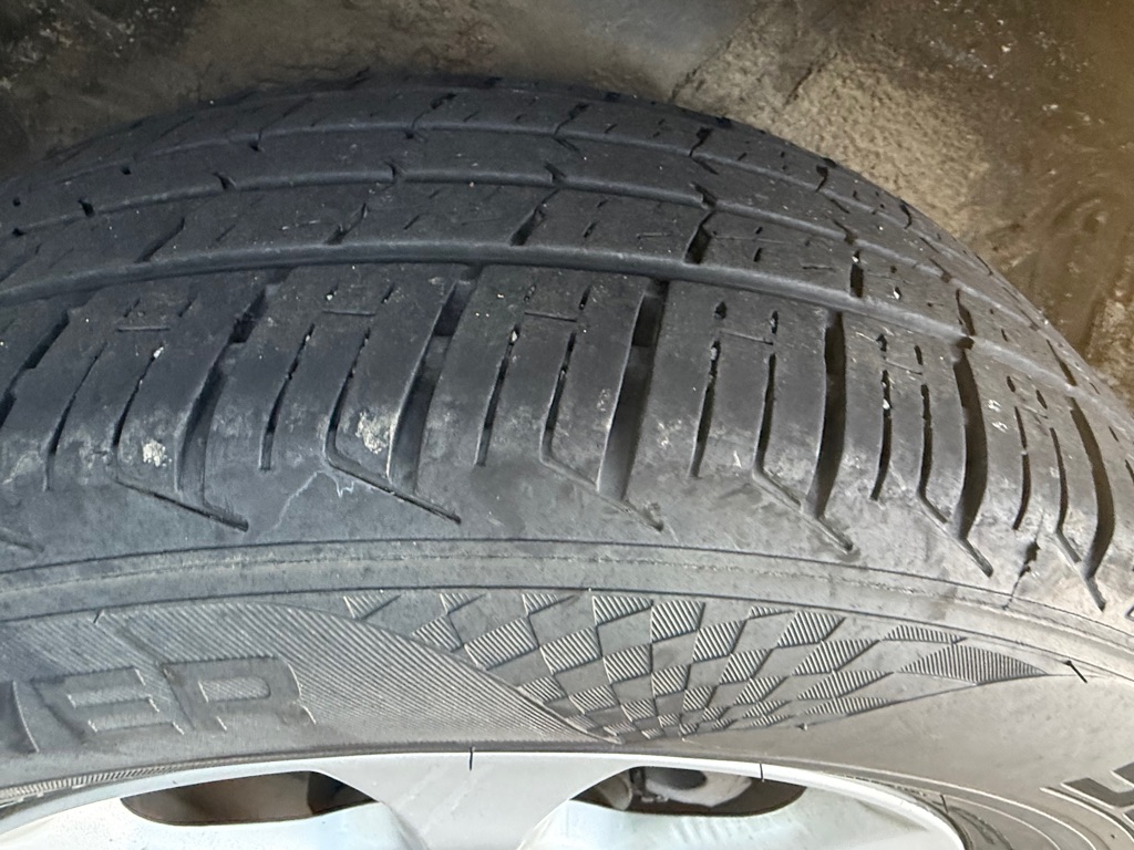 Photo 7 of this TOYOTA RAV4