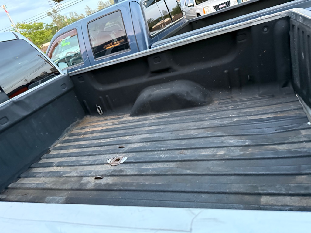 Photo 7 of this CHEVROLET SILVERADO 2500H