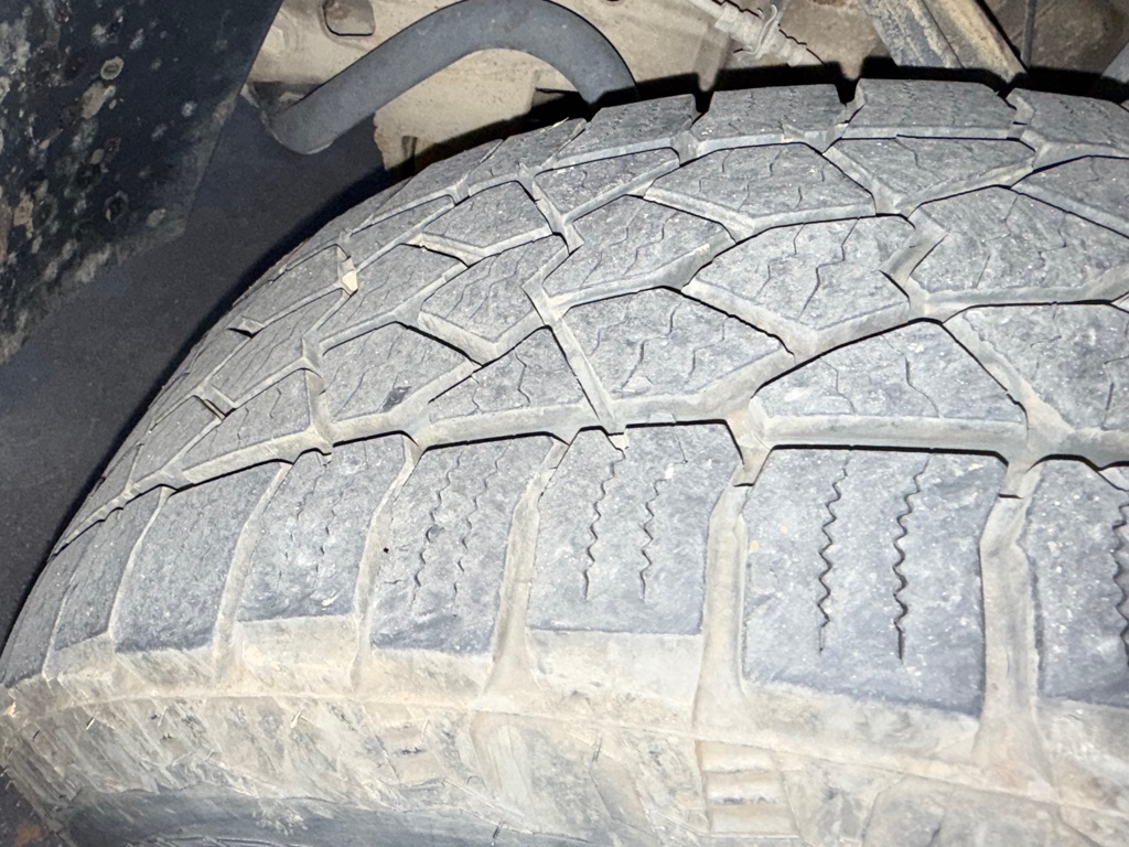 Photo 18 of this CHEVROLET SILVERADO 2500H