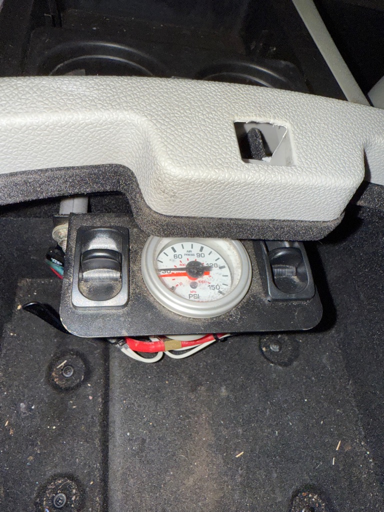 Photo 15 of this CHEVROLET SILVERADO 2500H