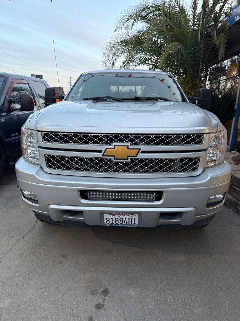 Photo 2 of this CHEVROLET SILVERADO 2500H