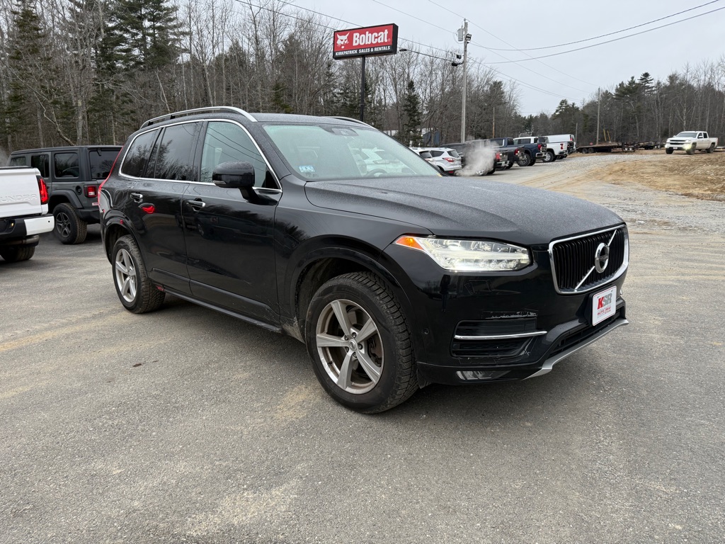 2018 Volvo XC90 Momentum