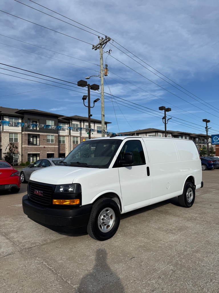 Additional photo of vehicle.