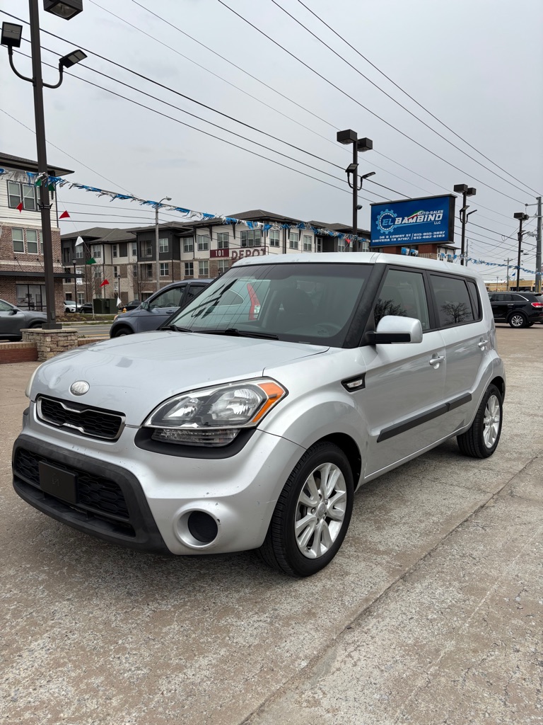 2013 Kia Soul Base's photo