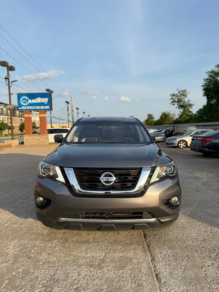 2017 Nissan Pathfinder SL