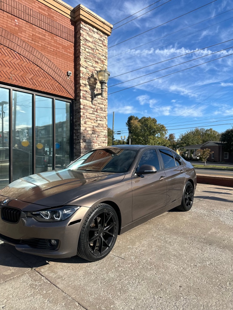 2013 BMW 3 Series 328i's photo