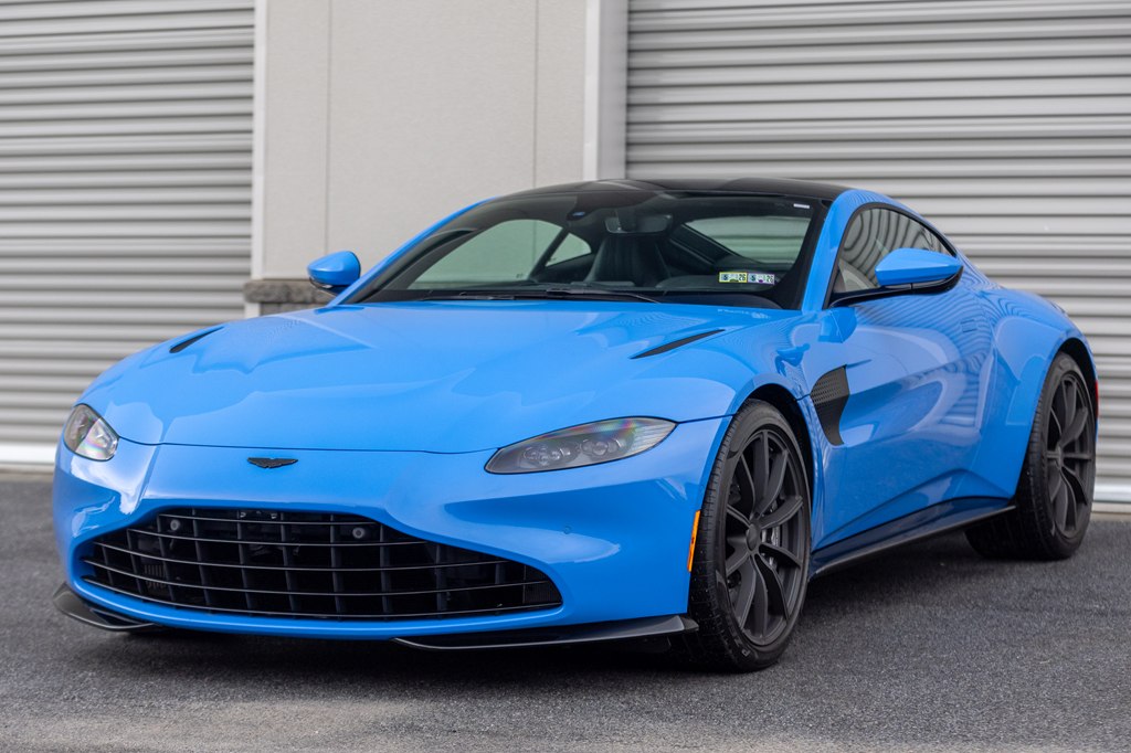 Photo 48 of this ASTON MARTIN VANTAGE