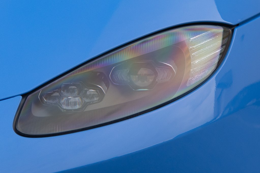 Photo 45 of this ASTON MARTIN VANTAGE
