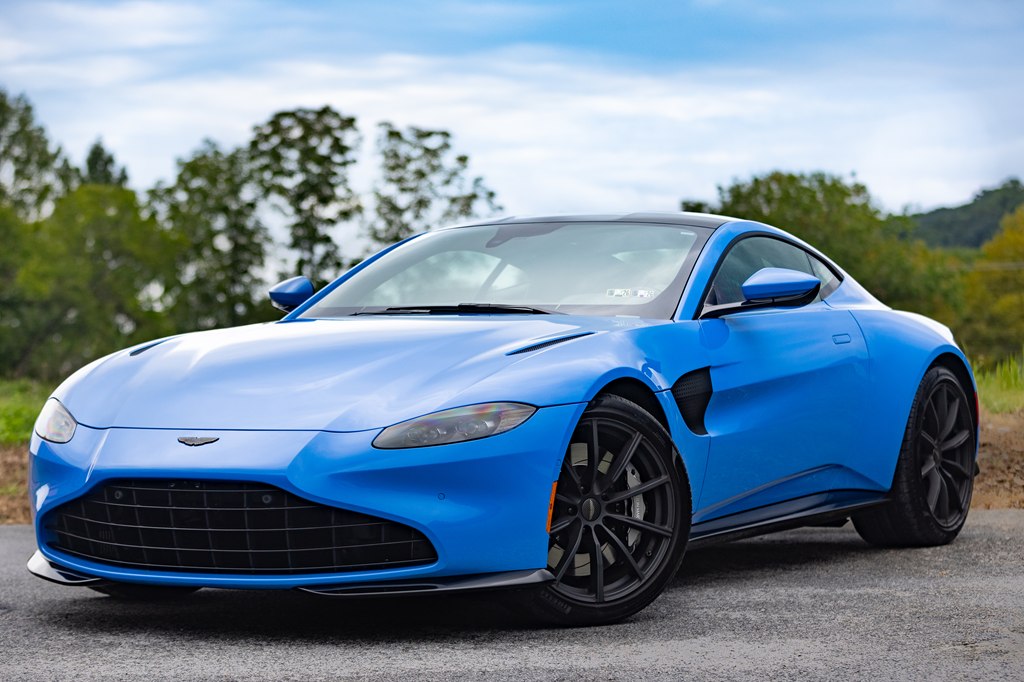 2021 ASTON MARTIN VANTAGE