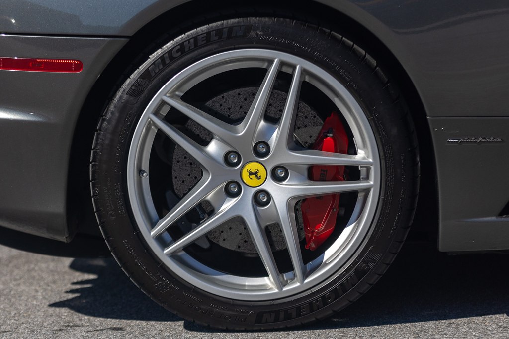 Photo 45 of this FERRARI F430