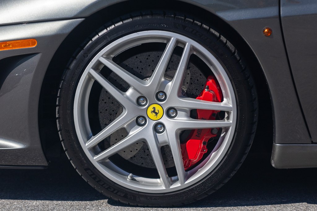 Photo 36 of this FERRARI F430