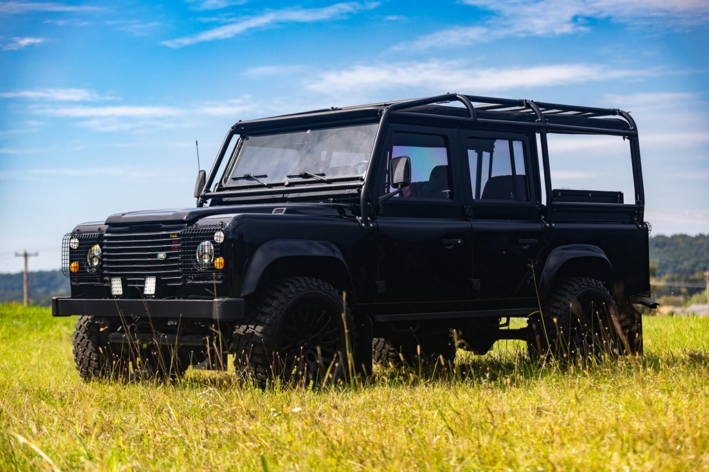 Photo 34 of this LAND ROVER DEFENDER 110