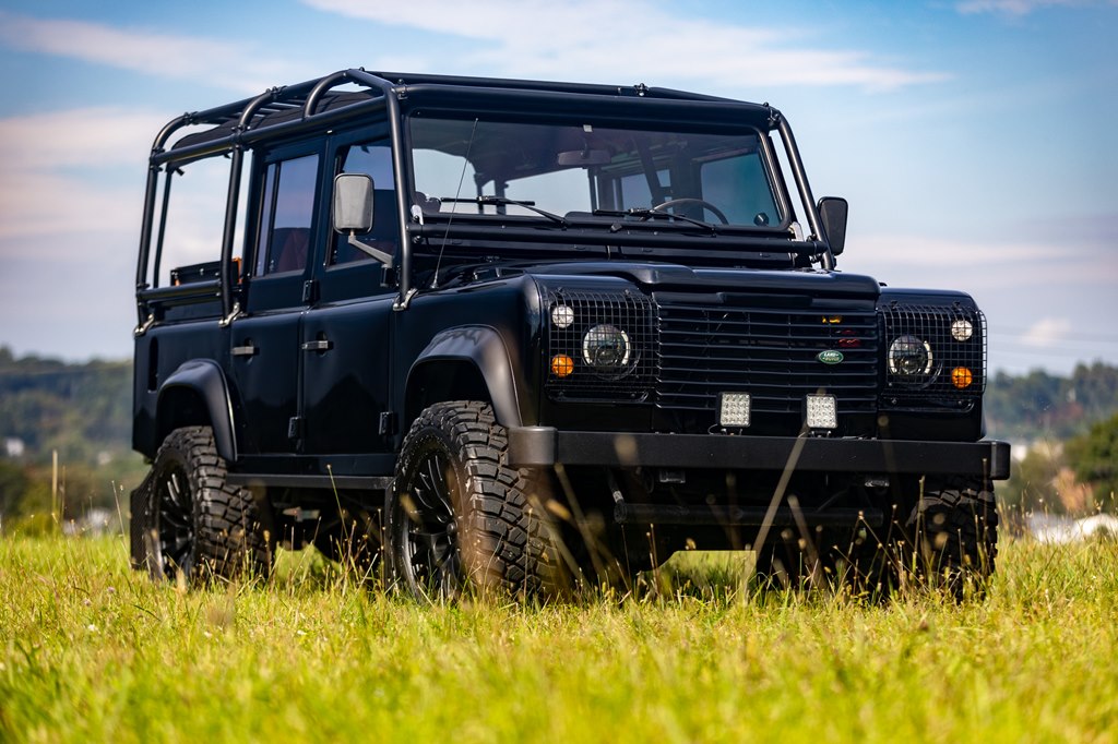 Photo 6 of this LAND ROVER DEFENDER 110