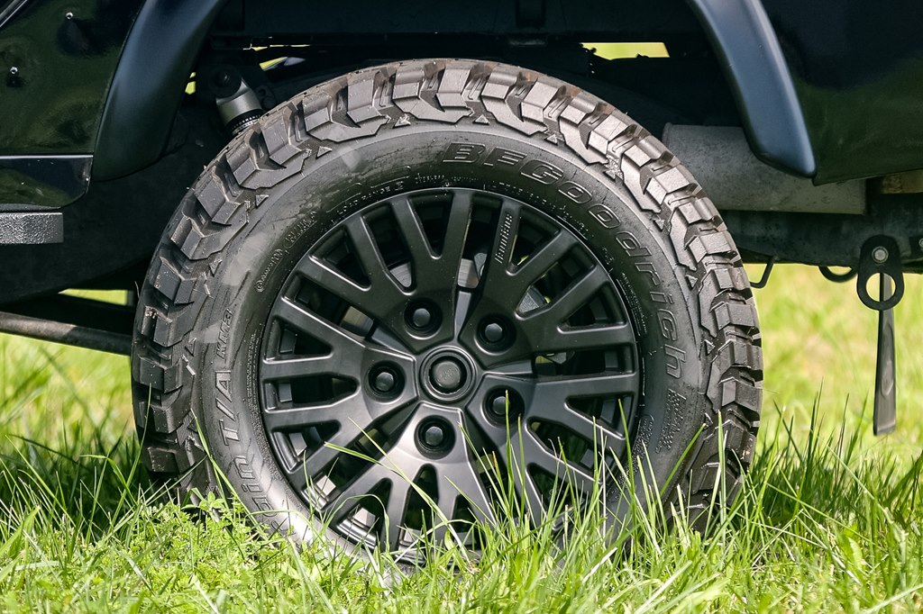 Photo 41 of this LAND ROVER DEFENDER 110