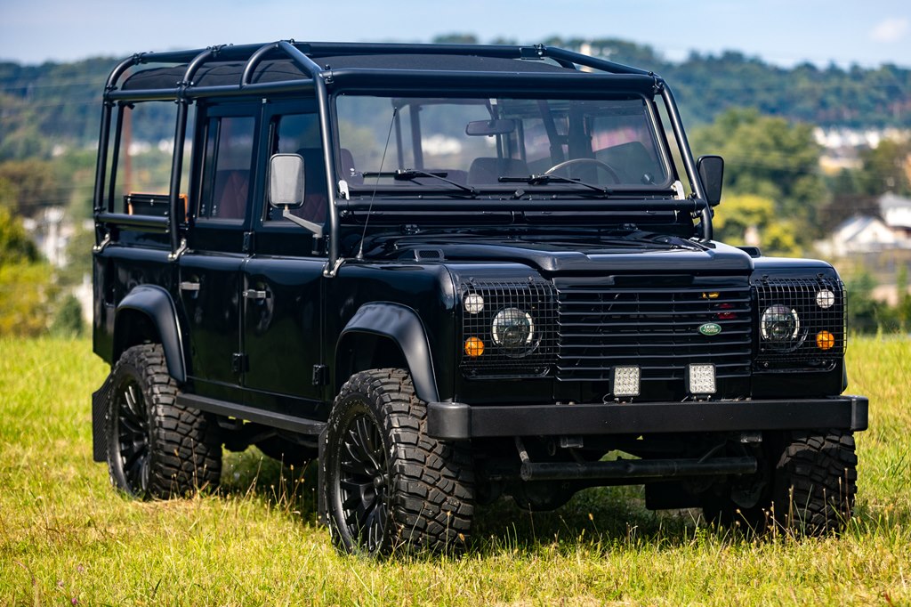 Photo 25 of this LAND ROVER DEFENDER 110