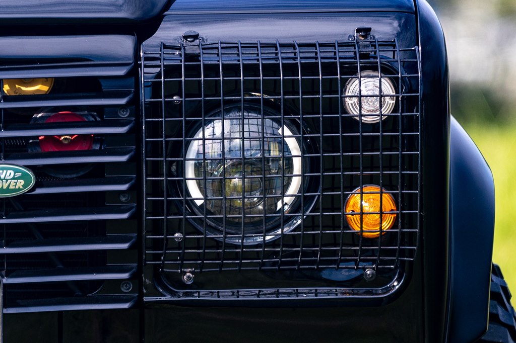 Photo 28 of this LAND ROVER DEFENDER 110