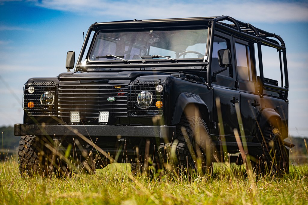 Photo 32 of this LAND ROVER DEFENDER 110