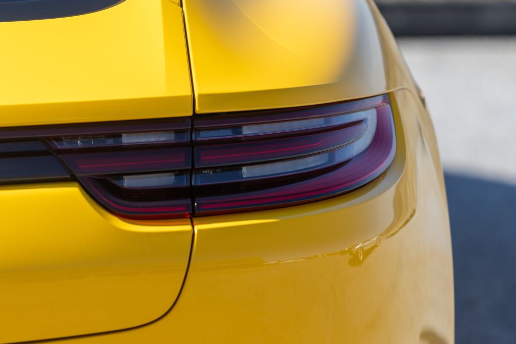 Photo 37 of this PORSCHE PANAMERA