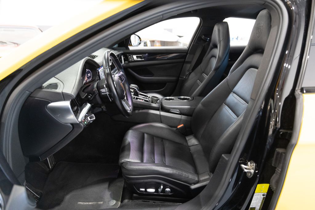 Photo 50 of this PORSCHE PANAMERA