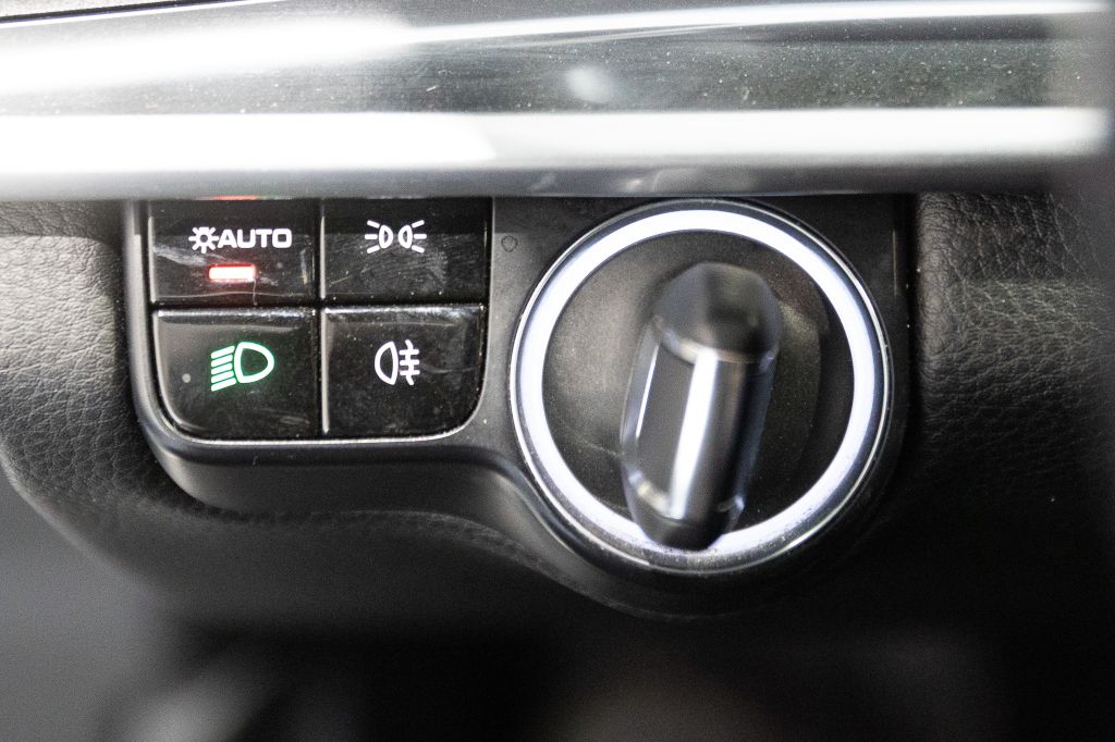 Photo 79 of this PORSCHE PANAMERA