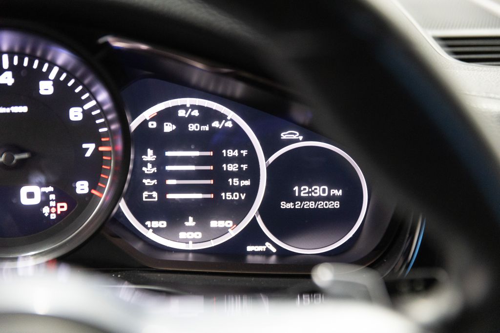 Photo 88 of this PORSCHE PANAMERA