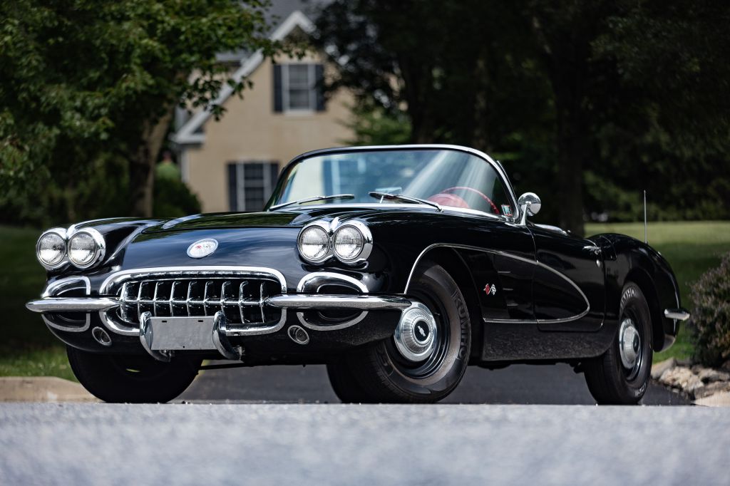 Photo 17 of this CHEVROLET CORVETTE