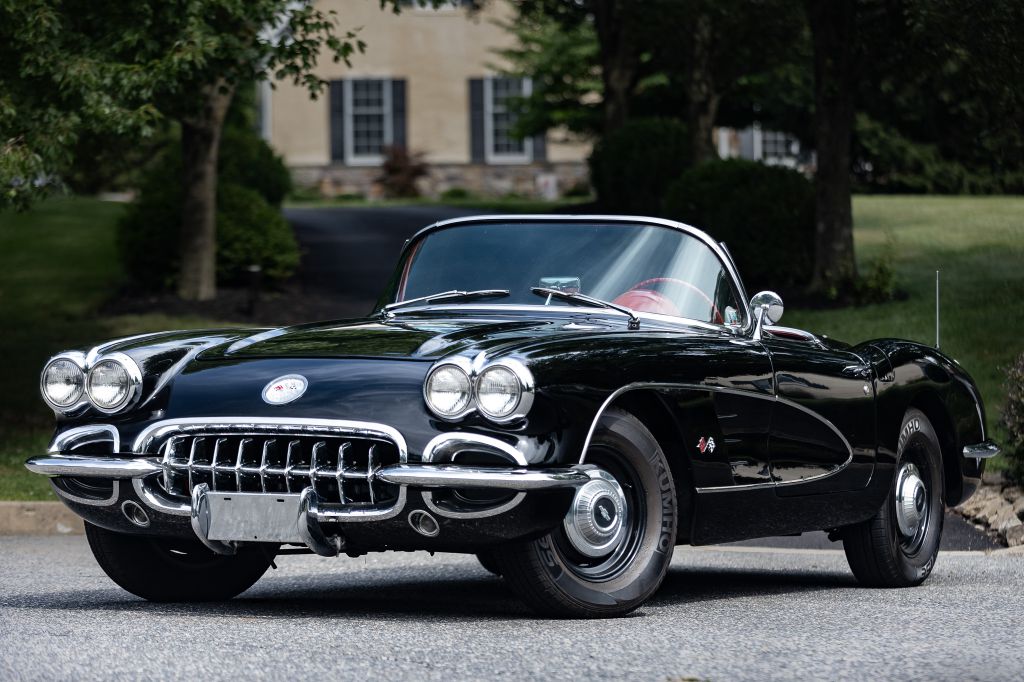 1960 CHEVROLET CORVETTE