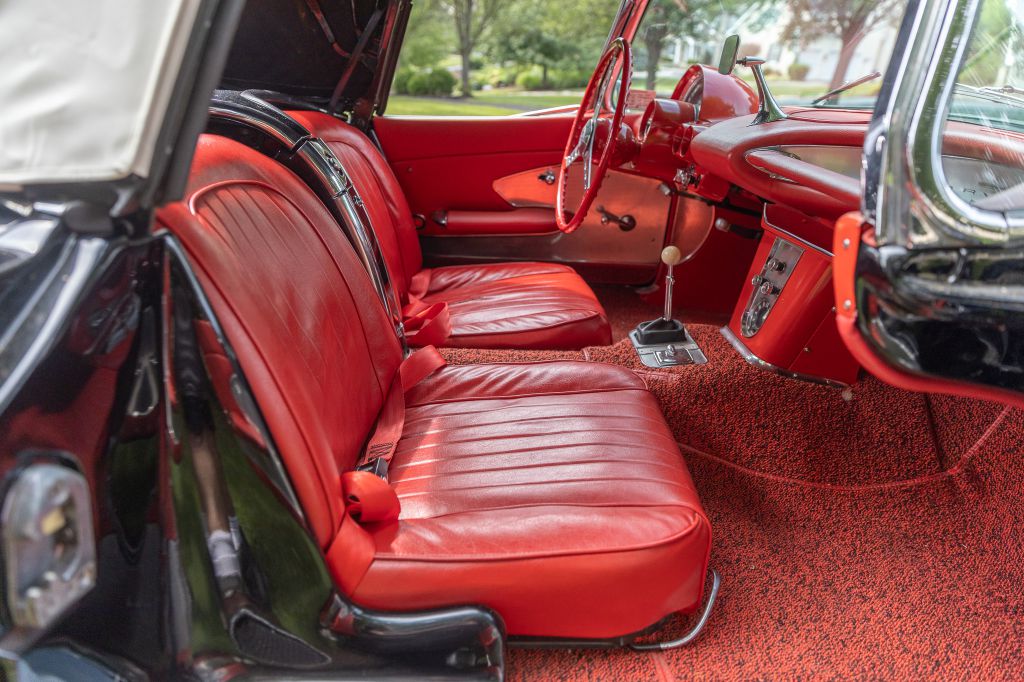 Photo 21 of this CHEVROLET CORVETTE