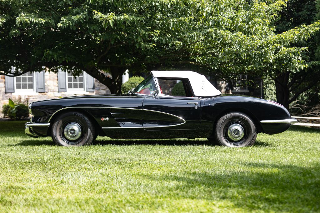 Photo 40 of this CHEVROLET CORVETTE