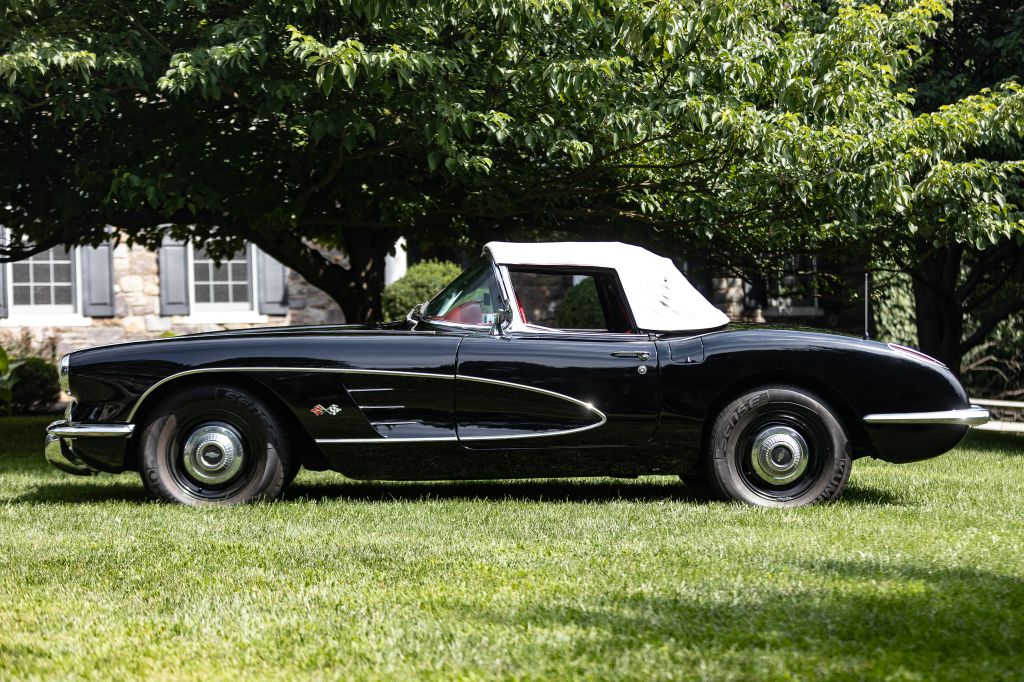 Photo 41 of this CHEVROLET CORVETTE