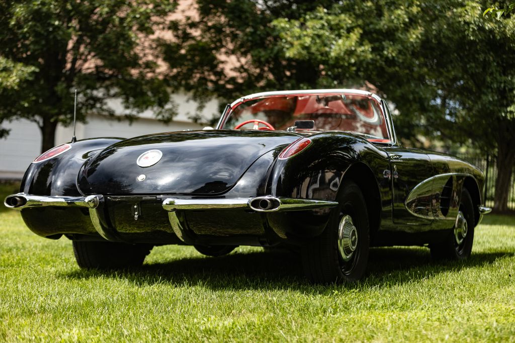 Photo 63 of this CHEVROLET CORVETTE