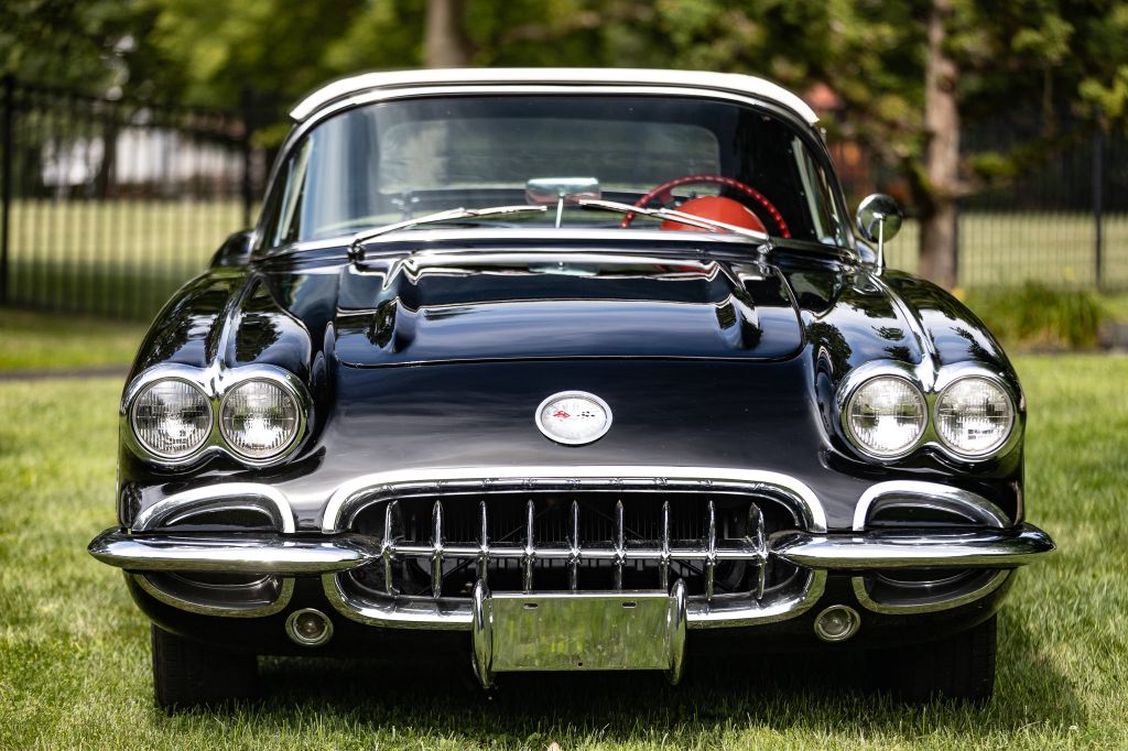 Photo 3 of this CHEVROLET CORVETTE