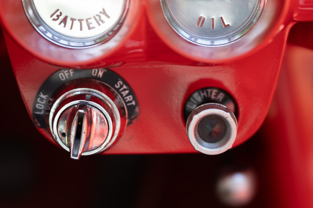 Photo 111 of this CHEVROLET CORVETTE