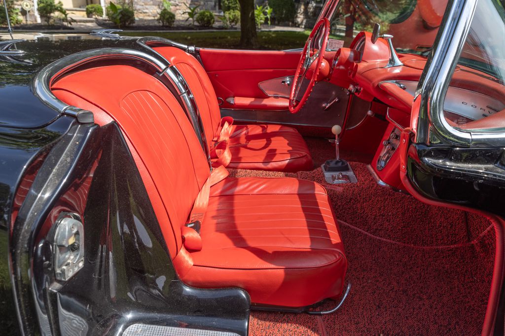 Photo 126 of this CHEVROLET CORVETTE