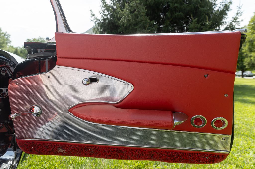 Photo 129 of this CHEVROLET CORVETTE