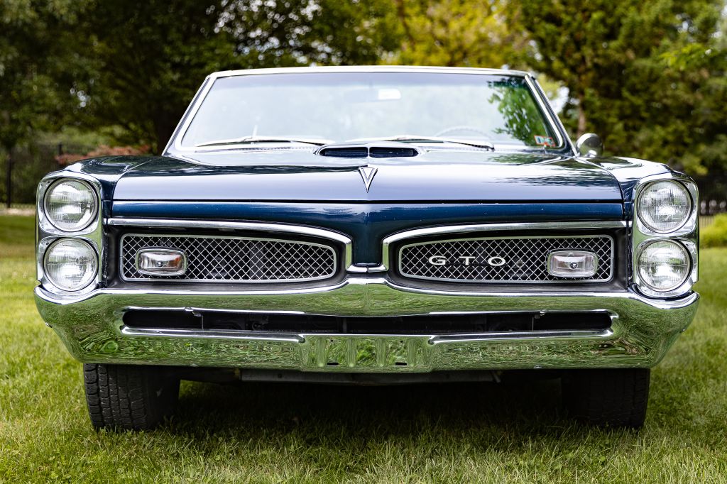 Photo 3 of this PONTIAC GTO