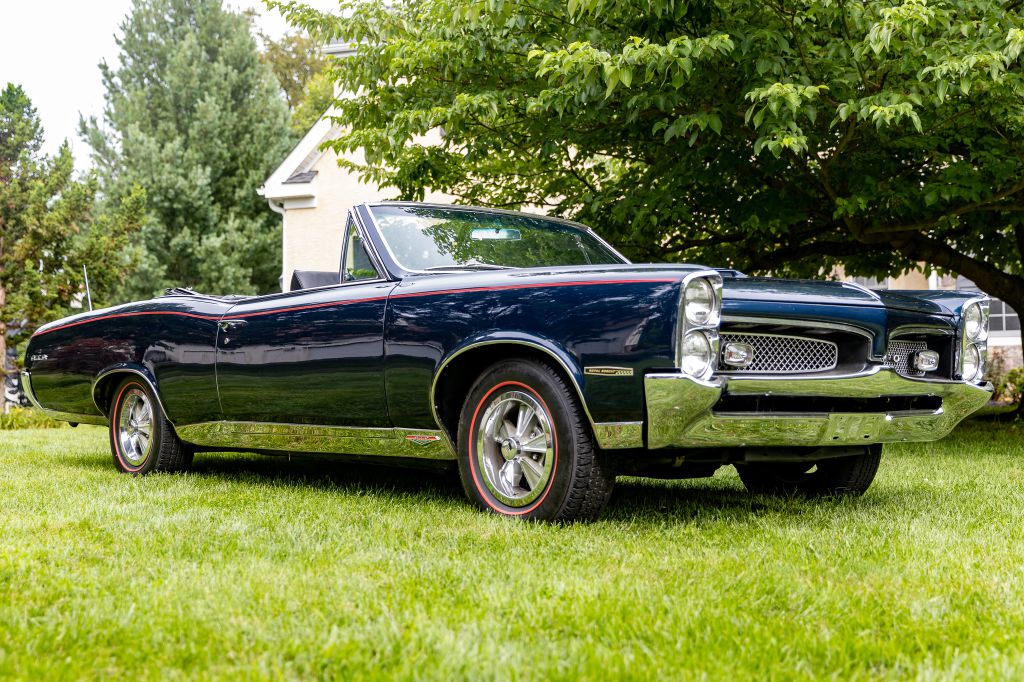 Photo 12 of this PONTIAC GTO