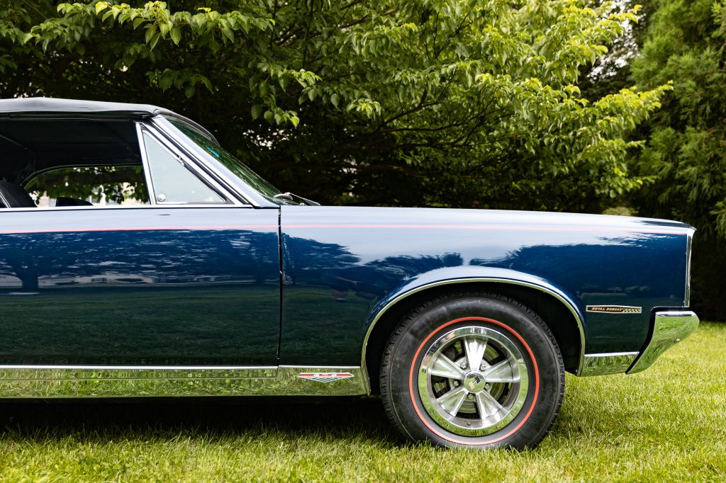 Photo 22 of this PONTIAC GTO