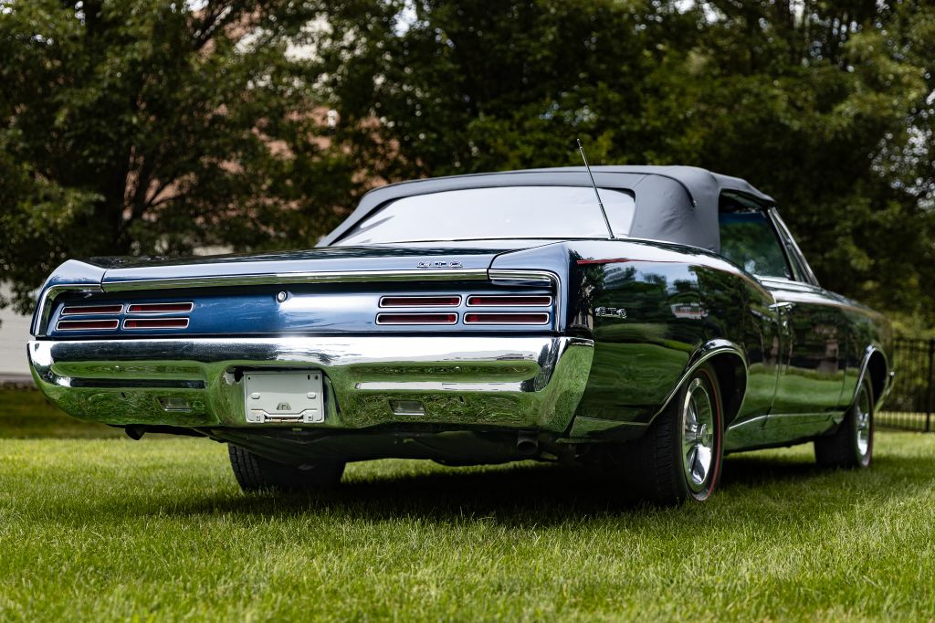 Photo 37 of this PONTIAC GTO