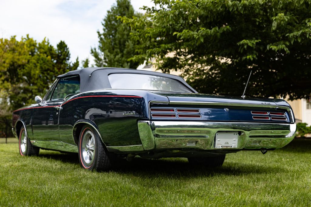 Photo 41 of this PONTIAC GTO