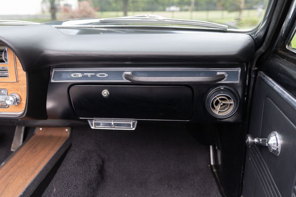 Photo 96 of this PONTIAC GTO