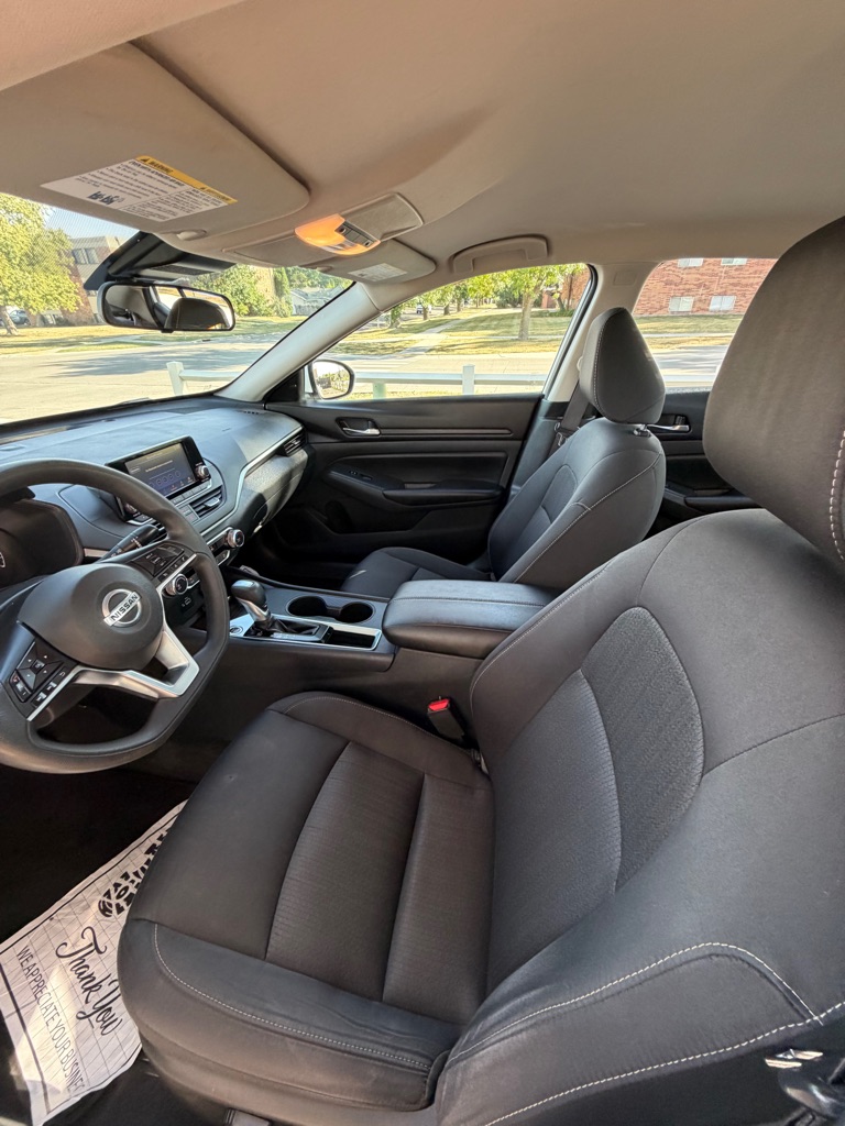 Photo 6 of this NISSAN ALTIMA