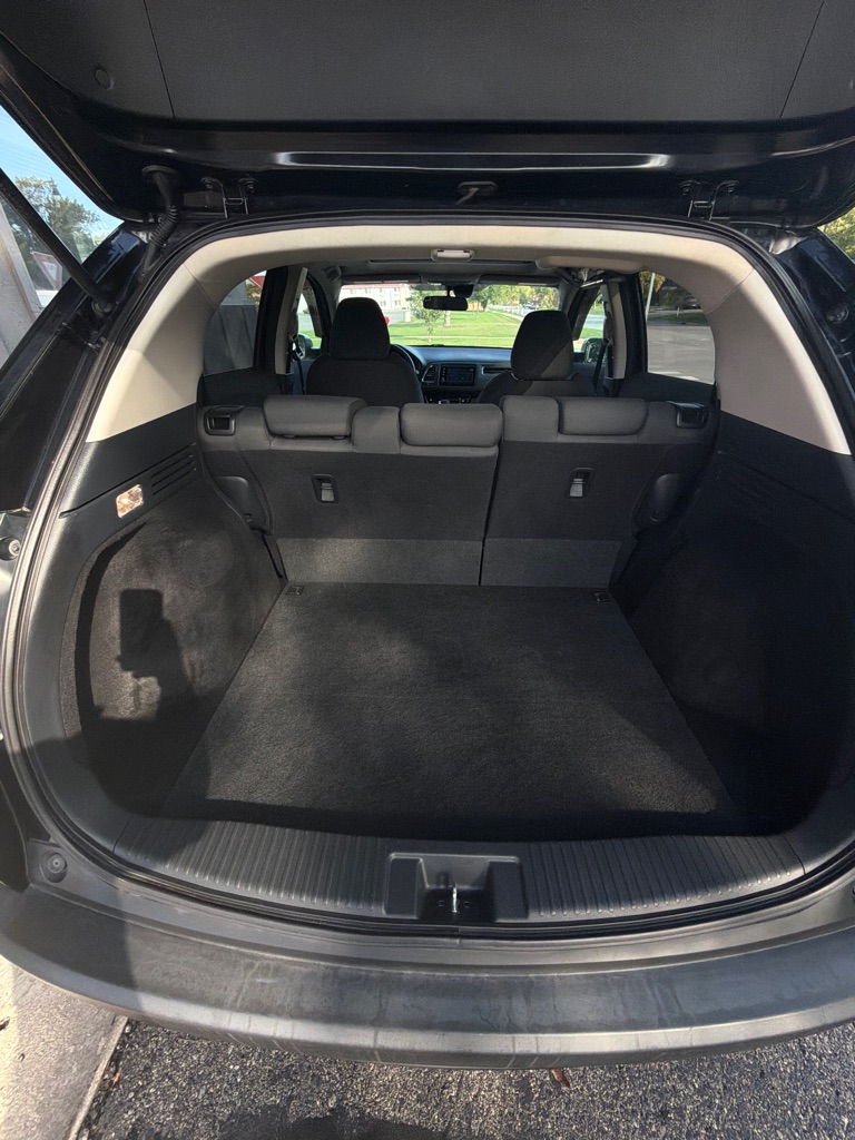 Photo 11 of this HONDA HR-V