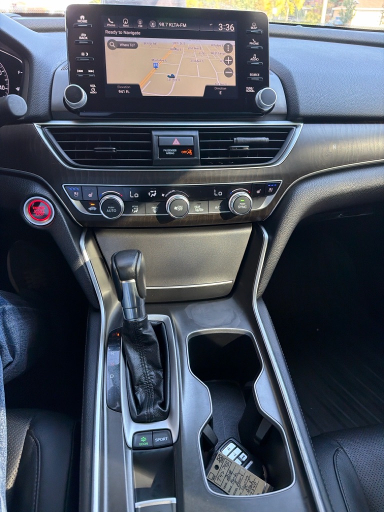 Photo 7 of this HONDA ACCORD