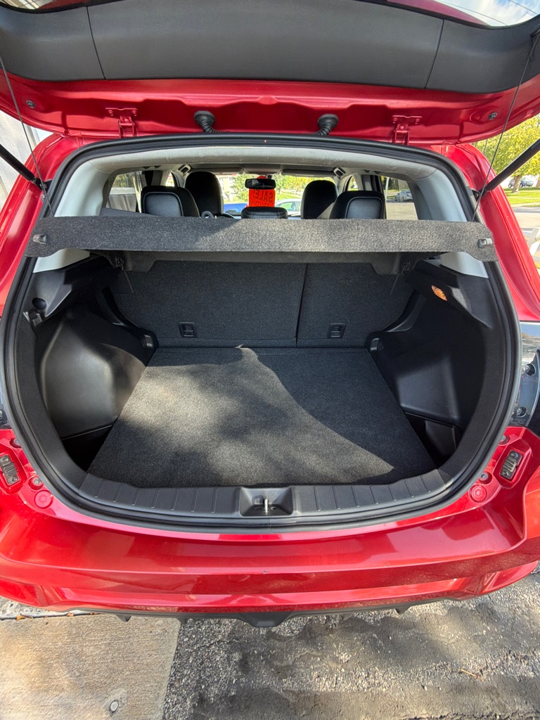 Photo 11 of this MITSUBISHI OUTLANDER SPORT
