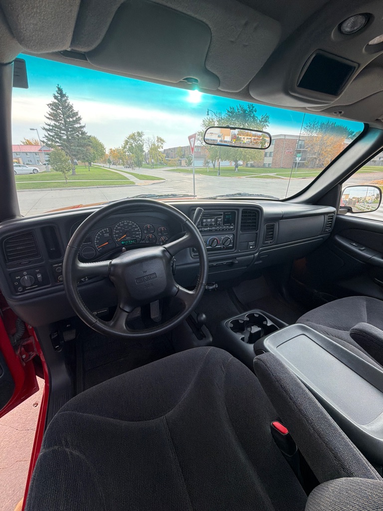 Photo 7 of this GMC NEW SIERRA